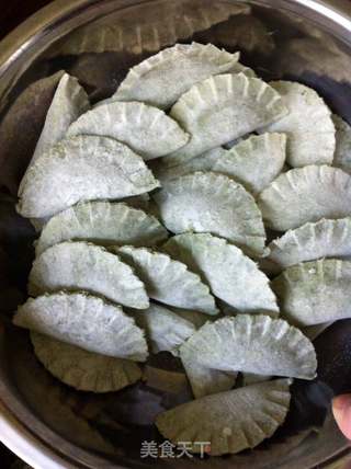 青苧麻饺子的做法步骤:6