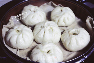 芹菜猪肉包子的做法步骤:15