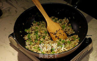 碎米芽菜炒饭的做法步骤:4