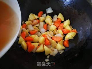 咖喱肉丸盖浇饭的做法步骤:4