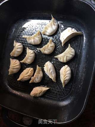 煎饺的做法步骤:6