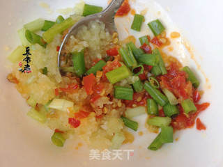 蒜蓉辣酱拌茄子的做法步骤:4
