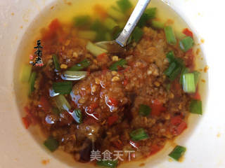蒜蓉辣酱拌茄子的做法步骤:5