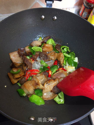 回锅肉的做法步骤:7