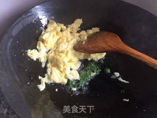 葱香蛋炒饭的做法步骤:3