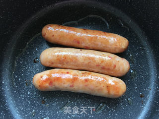 鸡蛋灌饼香肠卷的做法步骤:8