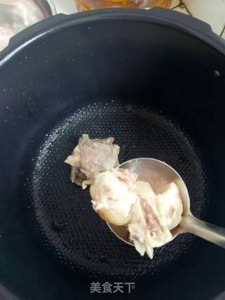 海带猪蹄汤的做法步骤:5