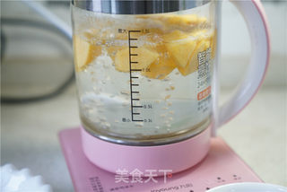 黄桃百合糖水的做法步骤:5