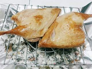 脆皮茶香烤鸭的做法步骤:12