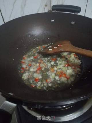 香辣胡萝卜火腿炒意面的做法步骤:4