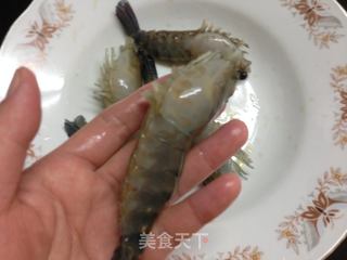 油焖大虾的做法步骤：1