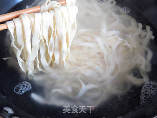 香辣红烧肥肠面的做法步骤:11