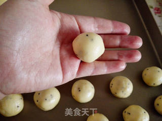 黑芝麻糬面包的做法步骤:4
