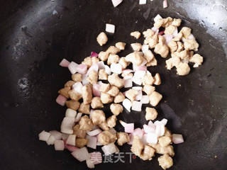 牛肉盖饭的做法步骤:3