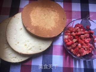 小花裙蛋糕的做法步骤:2
