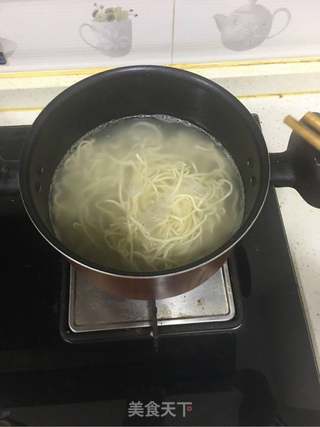 葱香凉面的做法步骤:2