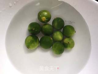 百香果金桔冰饮的做法步骤:2