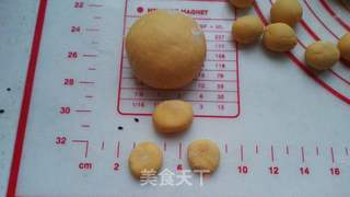 南瓜黄金招财猪馒头的做法步骤:8