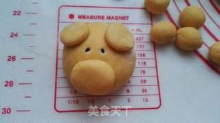 南瓜黄金招财猪馒头的做法步骤:11