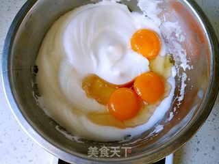 蜂蜜爆浆凹蛋糕的做法步骤:3