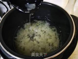 银耳红薯糖水的做法步骤：6