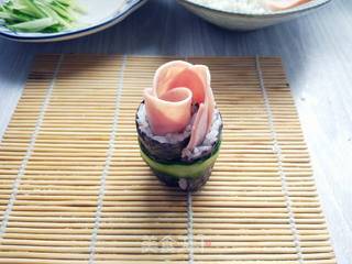 玫瑰紫菜包饭的做法步骤:15