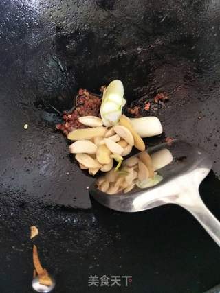 辣子鸡丁的做法步骤:9