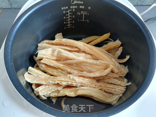 凉拌腐竹的做法步骤:3