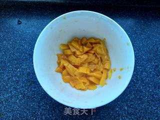 芒果酸奶冰棍的做法步骤:3