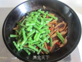四季豆炒牛肚丝的做法步骤:7