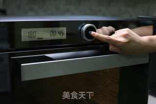 烤箱食谱之脆皮烤全鸡的做法步骤:6
