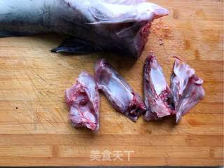 水煮江团的做法步骤:2