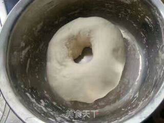 腊肉虾仁鸡蛋饺的做法步骤:2