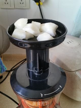 鲜梨汁的做法步骤:3