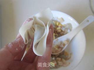 玉米虾仁馄饨的做法步骤:9
