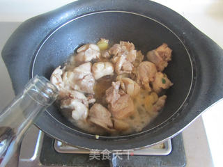冬瓜烧鸡腿肉的做法步骤：4