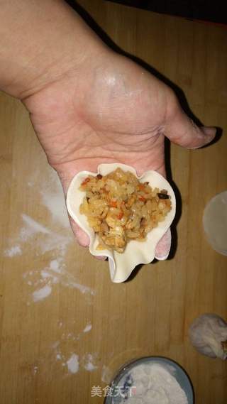香菇肉馅糯米烧卖的做法步骤:13