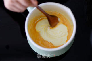 成功率很高的芒果慕斯杯的做法步骤:5