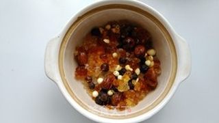 桂圆桃胶蜜枣汤的做法步骤:5
