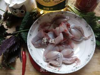 水煮牛蛙的做法步骤:2