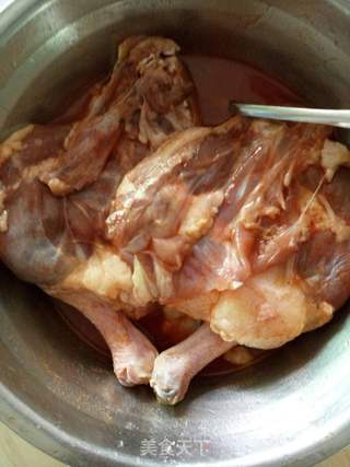 奥尔良烤鸭腿的做法步骤:3
