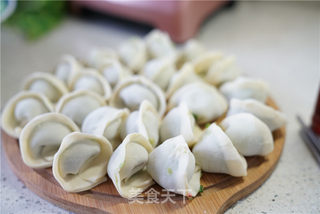 酱汁韭菜馄饨的做法步骤:6