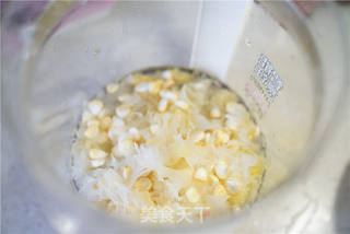 玉米鲜银耳糖水的做法步骤:3