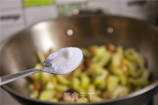 五花肉焖黄瓜的做法步骤:5