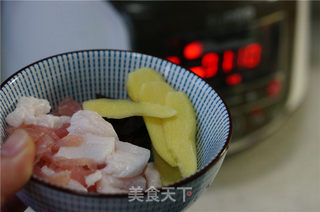 猪肉焖笋的做法步骤:2
