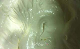 抹茶慕斯蛋糕的做法步骤:9