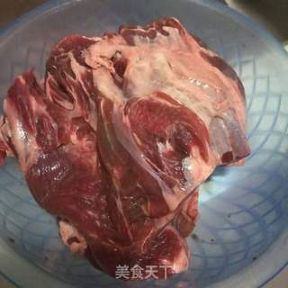 酱牛肉的做法步骤：1