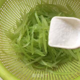 凉拌莴苣丝的做法步骤:8