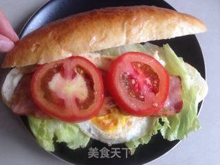 培根鸡蛋三明治的做法步骤:11