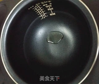 红曲拉花香草蛋糕的做法步骤:9